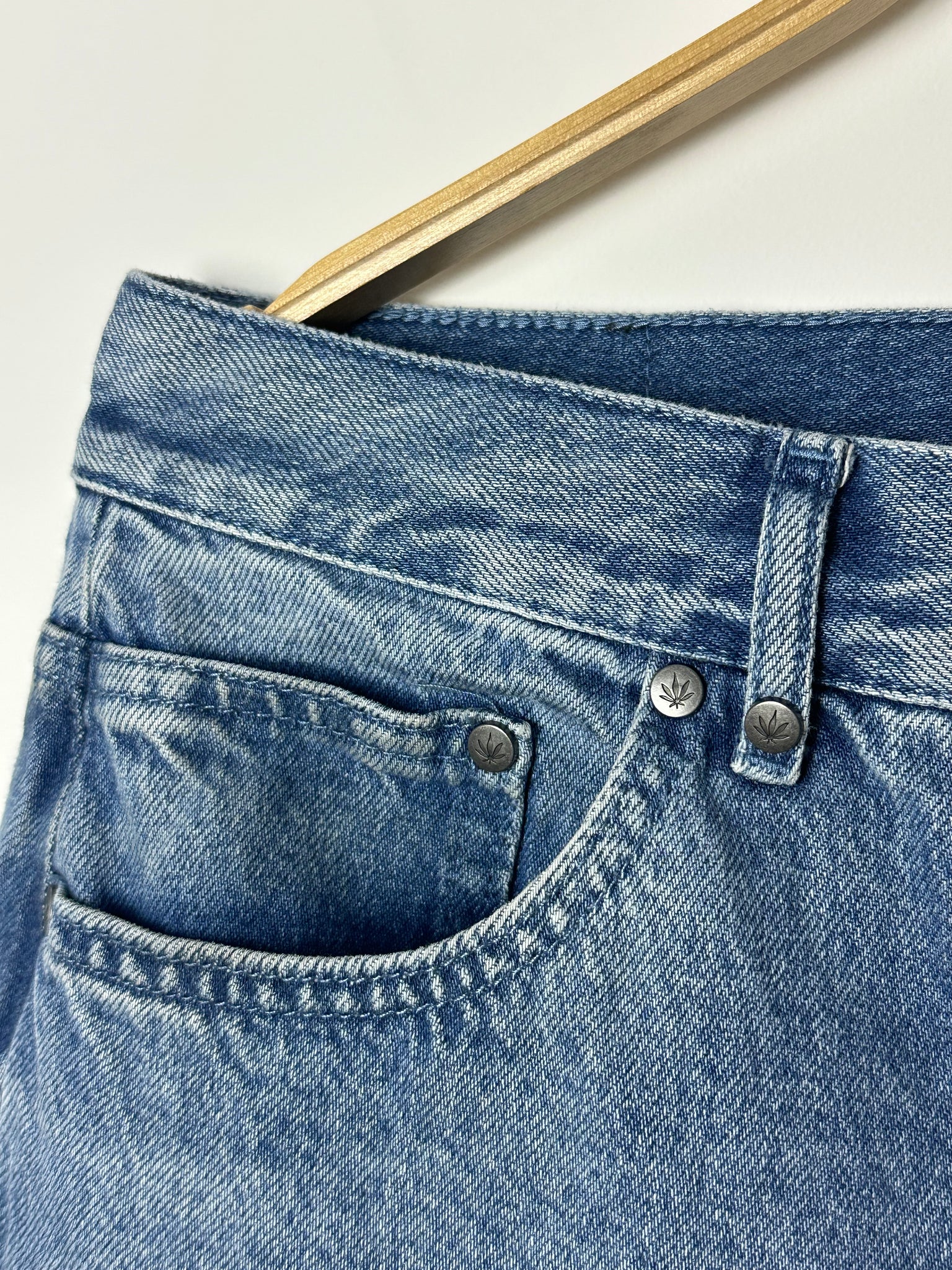 Afends THC Washed Denim (42)