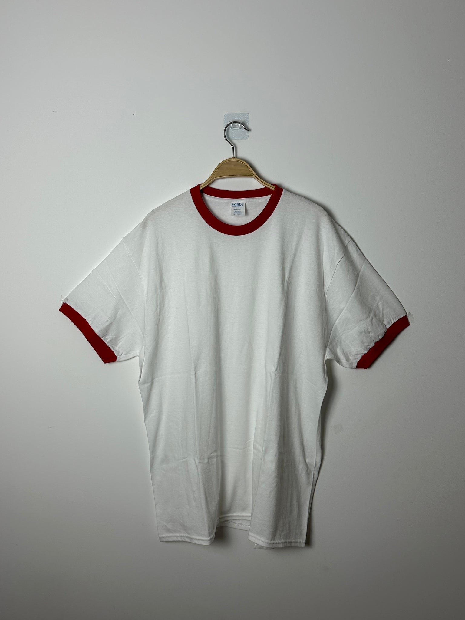 White and Red Ringer T (XL)